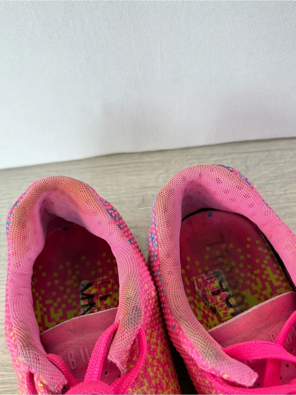 NOBULL Neon Pink Glitch Trainers Superfabric Women 8.5 Sneakers